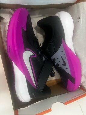Nike girls Black & Pink Sonic Fly shoes